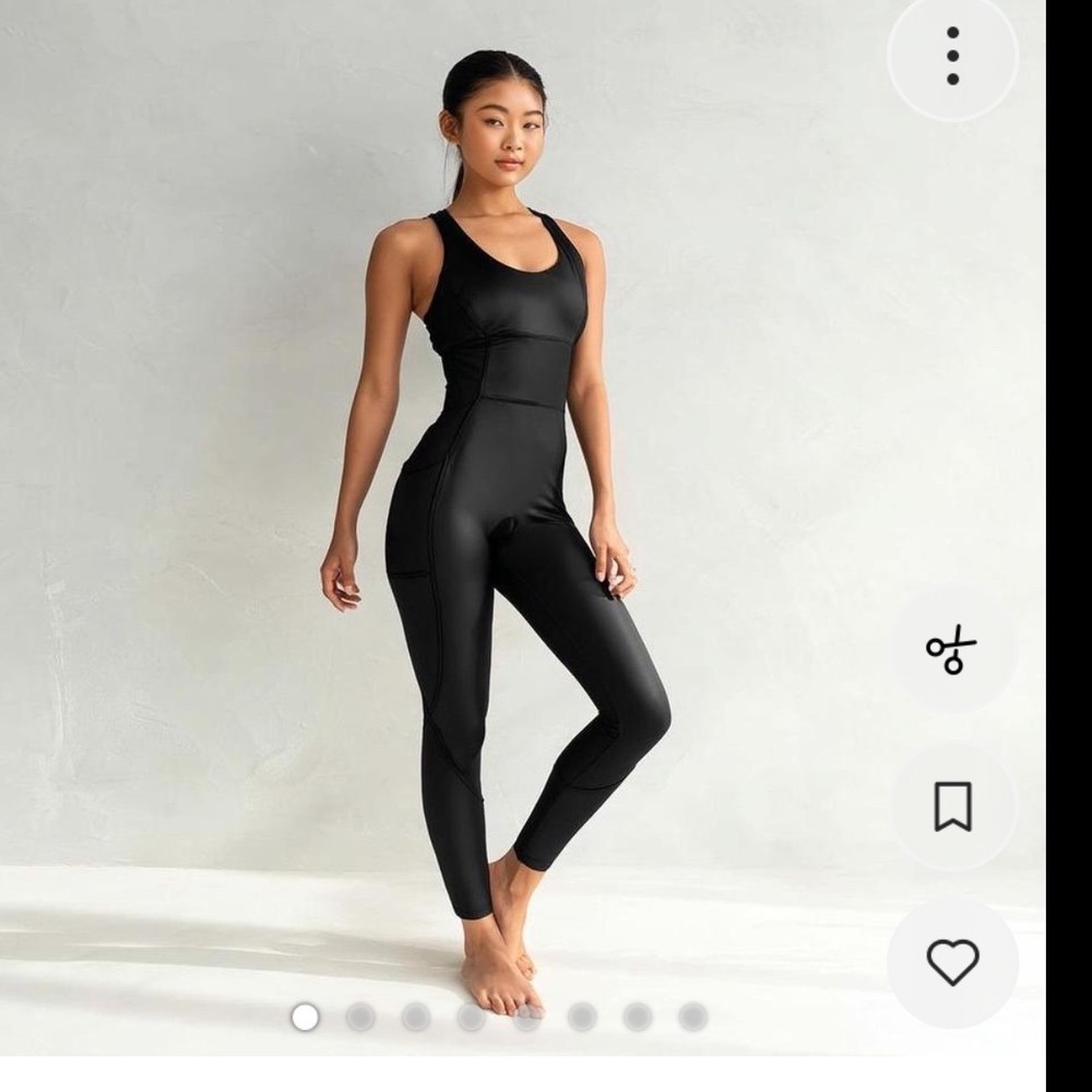 FABLETICS MOTION 365+ SHINE BLACK JUMPSUIT